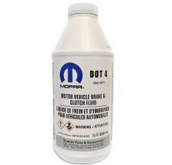 � ��� � ������� ��������� �������� Chrysler Brake Fluid DOT-4  0.355�. | Chrysler ���. 04549625AD | ������ ���-5, ���-3, ���-4 � �������� - �����, ������